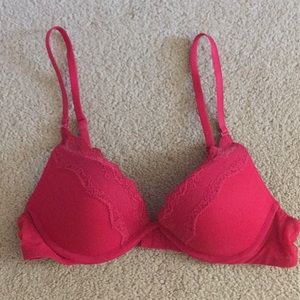 GapBody Low Cut Demi Bra 32B